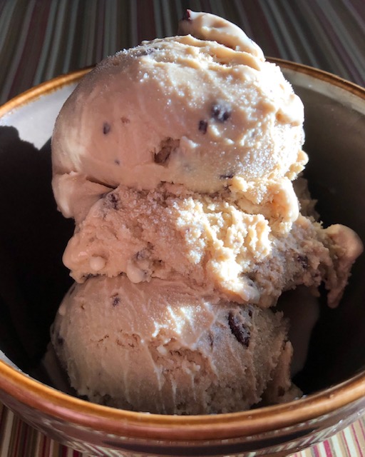 coffee ice cream with chocolate chips cu