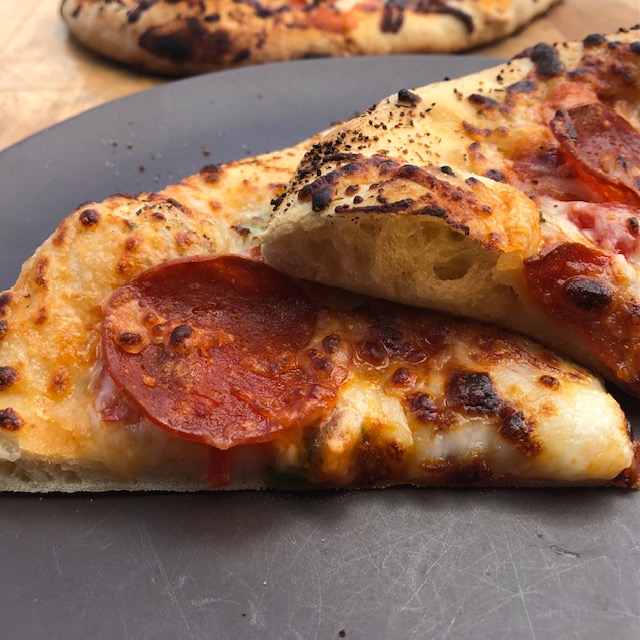 pizza 2 cut crust